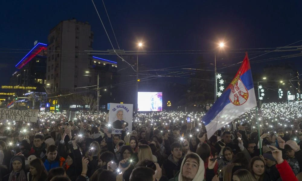 Σερβία: Μεγάλη διαδήλωση των φοιτητών στο Βελιγράδι